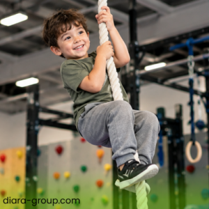 ژیمناستیک کودکان ۶ ساله برای افزایش انعطاف پذیری و تعادل